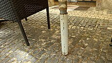 Díru do dlaby na Malé Stran jsme si vyfotili ped pár dny.