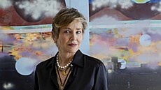 Sharon Stone na výstav vlastních obraz (duben 2024)