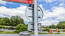 Kritizovaná okruní kiovatka by mla vzniknout u KD na okraji Hradce...