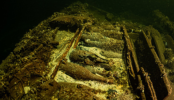 Tým polských potáp, kteí pátrají po vracích lodí v Baltském moi, hlásí...