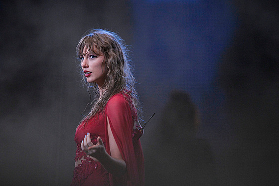 Koncert Taylor Swift v deštivém Hamburku (23. července 2024)
