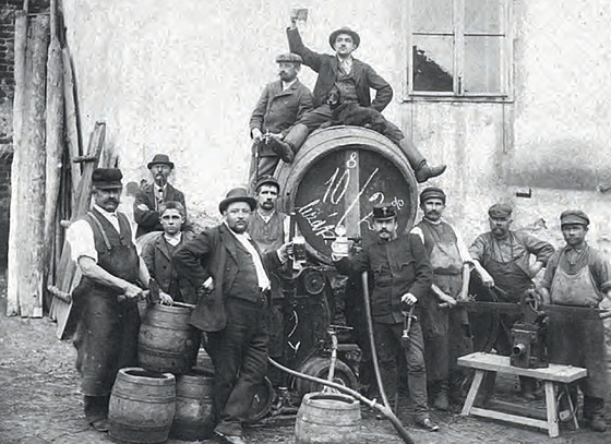 Pivo má na eském a moravském území dlouhou tradici a vdy mu lidé vnovali...