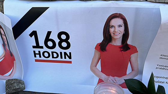 Ped sídlem eské televize na Kavích horách vzniklo pietní místo za zruený...