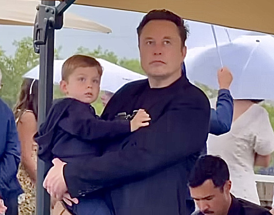 Elon Musk prý nechce děti pustit za prababičkou - iDNES.cz