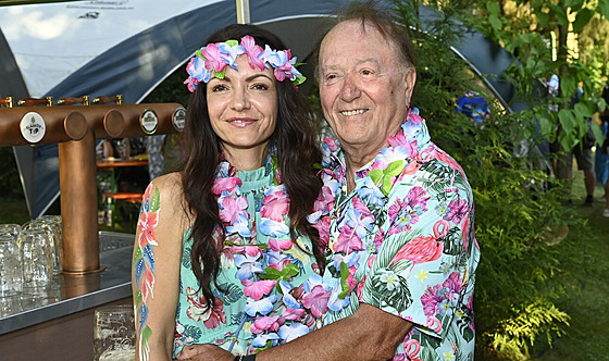 Manželé Alice a Petr Jandovi (36. garden party Petra Jandy, 23. července 2024)