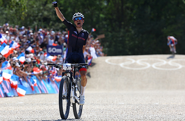 Pidcock obhájil olympijské zlato v závodě bikerů, Cink dojel pětadvacátý