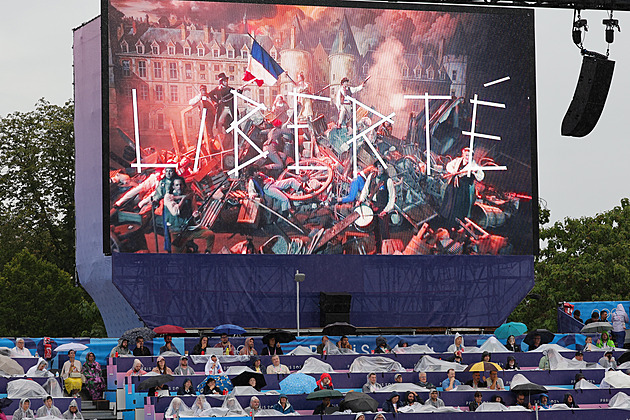 Olympijská svoboda, či kulturní válka? Francouzi si hrají na Ludvíka XIV., puritáni zuří