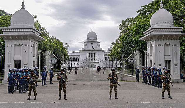 Soud v Bangladéši zrušil většinu kvót. Studenti v protestech přesto plánují pokračovat