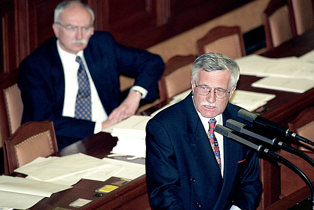 Debaty s Karlem Dybou. Ekonom a politik se podílel na fundamentální transformaci reálného socialismu