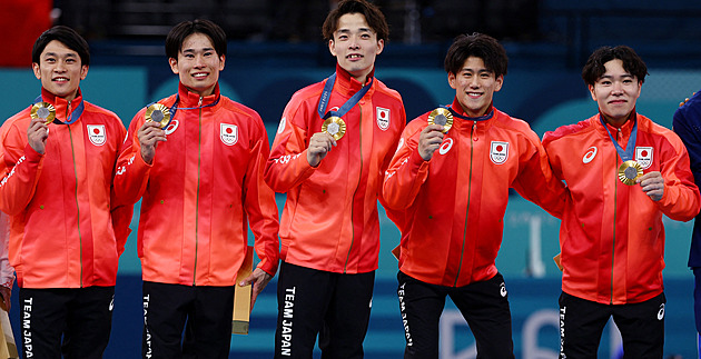 Japonští gymnasté vyhráli v Paříži olympijskou soutěž družstev