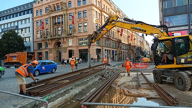 Nová tramvajová tra na Václavském námstí 