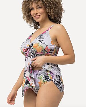 Tankiny jsou plavky, kter� poskytnou slu�bu p�edev��m plno�t�hl�m �en�m, je�...