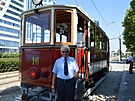 Do ulic Olomouce po 68 letech znovu vyjela obnoven historick tramvaj slo...