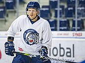 Radim �imek na tréninku libereckých hokejist�.