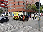 Na kiovatce ulic Plzeská a Radlická se stala dopravní nehoda. (26. ervence...