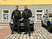 Policisté z Oddlení hlídkové sluby pprap. Martin Zahrádka a nstrm. David...