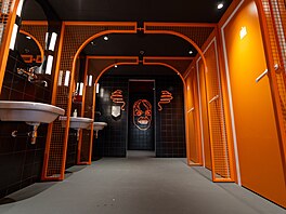 Podnik kombinuje estetiku vyhláených restaurací a undergroundu. Ke spolupráci...