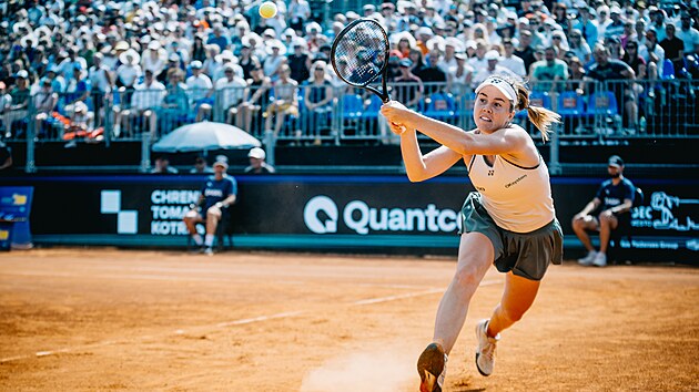 Linda Nosková v semifinále turnaje WTA v Praze.