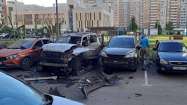 Pi explozi osobnho auta v Moskv byli zranni dva lid vetn lena armdy. (24. ervence 2024)