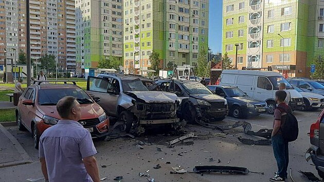 Pi explozi osobnho auta v Moskv byli zranni dva lid vetn lena armdy. (24. ervence 2024)
