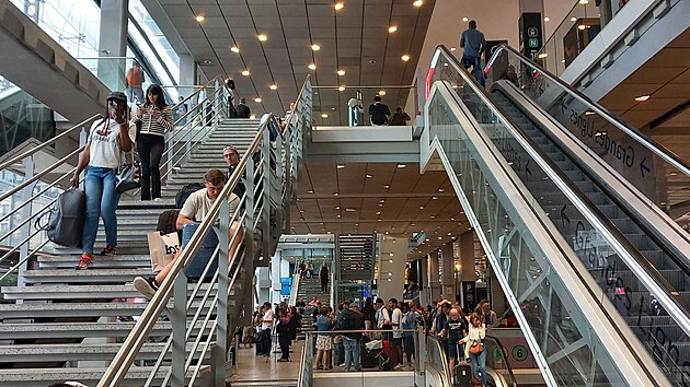 Utanç, şafak ve bu yıl ne olacak?  Paris'in bir kaleye dönüştüğü endişe dolu saatler hakkında