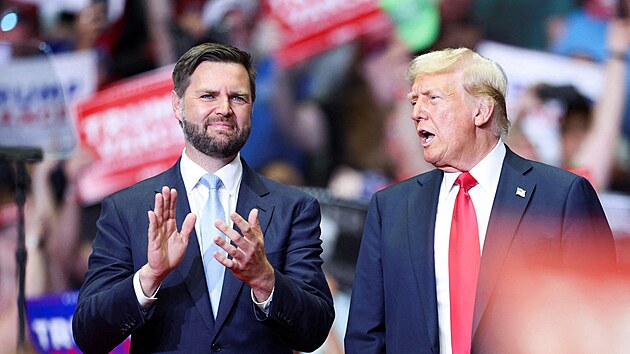 Senátor J. D. Vance, možný budoucí viceprezident, a Donald Trump