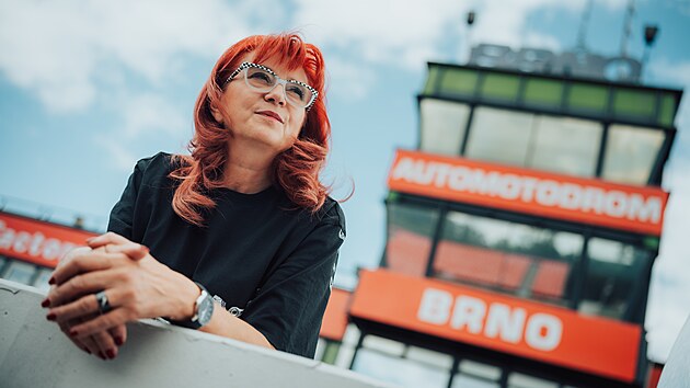 Ivana Ulmanová ke konci ervence 2024 koní jako éfka spolenosti Automotodrom...