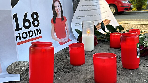 Ped sdlem esk televize na Kavch horch vzniklo pietn msto za zruen publicistick poad Nory Fridrichov 168 hodin. (25. ervence 2024)