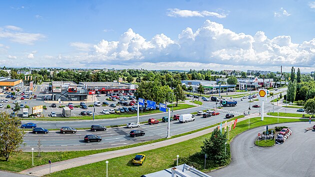 Kiovatka ulice Pilnákovy a Akademika Bedrny na hradeckém okruhu je...