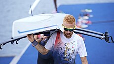 Vesla Miroslav Vratil na tréninku na olympijských hrách v Paíi.