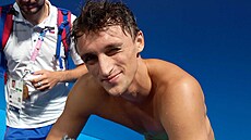 Plavec Miroslav Knedla po 12. míst� v semifinále 100 metr� znak.