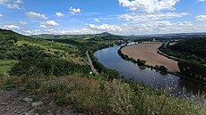 Porta Bohemica, Brána �ech. Hluboký ka�on, kterým protéká �eka Labe, se nachází...