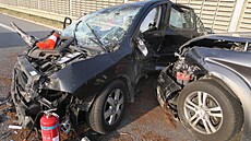 Dsledek dopravní nehody. Kamion nedal pednost projídjící kodovce, která...