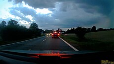 idi na Hradecku se ítil na silnici první tídy 191 km/h