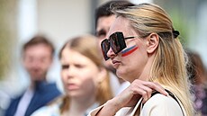 Rusové volí prezidenta na ruském konzulátu v turecké Antalyi. (17. b�ezna 2024)