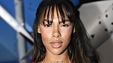 Angeli Mangombe (�ervenec 2024)