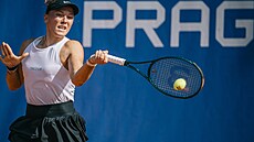 Oksana Selechmet�vová ve �tvrtfinálovém  duelu s Laurou Samson.