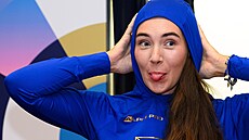 Lukost�elkyn� Marie Horá�ková si zkou�í olympijskou kolekci pro letní hry v...