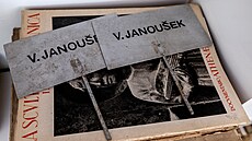 Ateliér um�lc� V�ry a Vladimíra Janou�kových v pra�ských Ko�í�ích (23. �ervence...