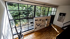 Ateliér um�lc� V�ry a Vladimíra Janou�kových v pra�ských Ko�í�ích (23. �ervence...