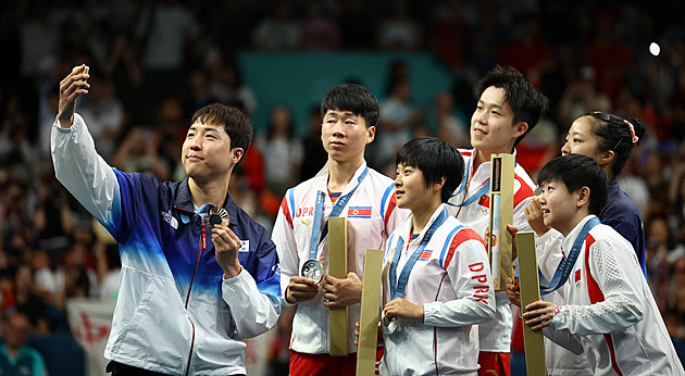Nejsilnější fotka olympiády? Selfie „znepřátelených“ Korejců zaujalo svět