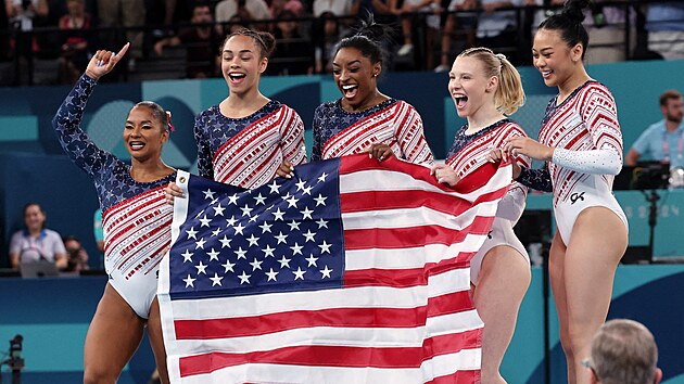 Ameri�anky slaví zlato v týmové sout�i gymnastek.(30. �ervence 2024)