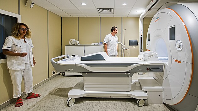 Pedstaven novho pracovit magnetick rezonance, kterou odbornci z Brna vyuvaj nejen pro diagnostiku, ale tak pro plnovn ozaovn pacient (30. ervence 2024)