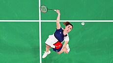 Badmintonistka Tereza vábíková v prbhu utkání skupinové fáze.
