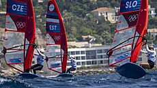 Kate�ina �víková (vlevo) v akci (30. �ervence 2024)