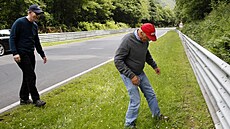 KDE JE MOJE UCHO? Liák Niki Lauda hledá ztracené ucho v zatáce Bergwerk. Na...
