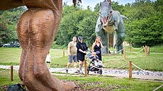 Nový zábavní park DinoLive u pra�ské vodní nádr�e D�bán nabízí dobrodru�nou...
