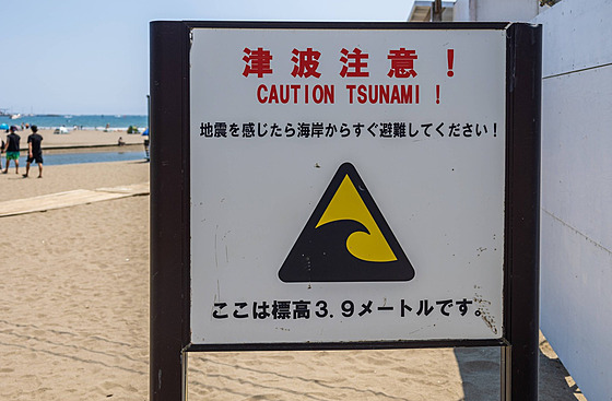 Varování ped vlnou tsunami.