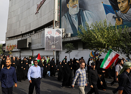 V Teheránu za�al poh�eb �éfa politického k�ídla teroristického hnutí Hamás...