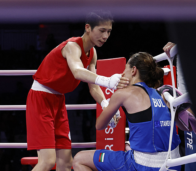 Medaili má jistou i druhá kontroverzní boxerka, soupeřku porazila na body